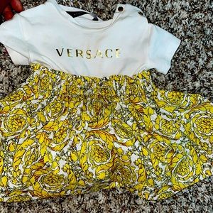 3-6 but very stretchy